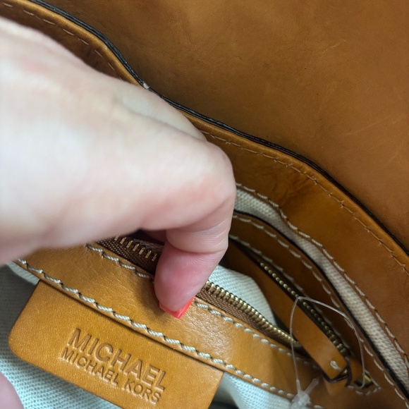 AMAZING western style leather Michael kore purse early 2010s * read descrpitoion - Picture 3 of 10